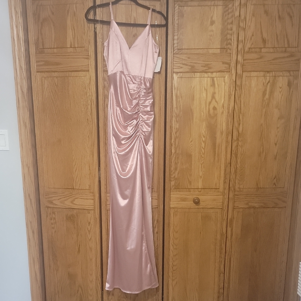 Elegant Pink Satin Evening Gown